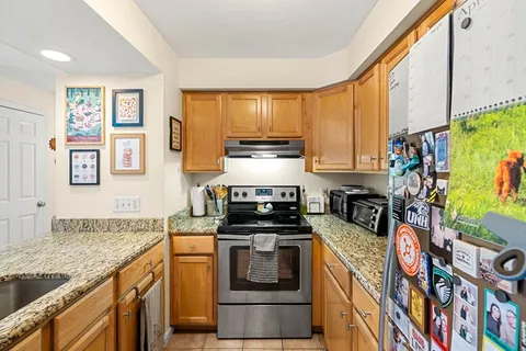 $414,900 | 234 Water Street, Unit 205, Wakefield, MA 01880