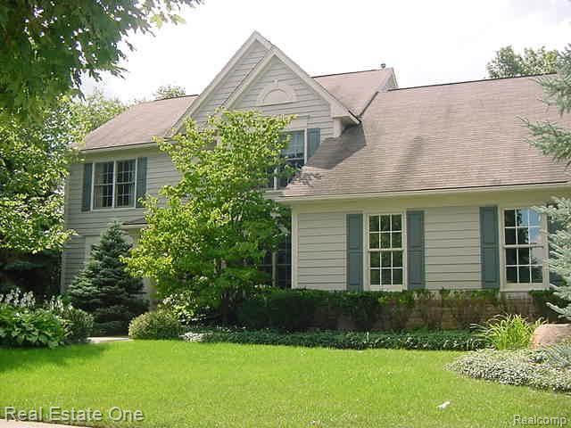4246 Bold Meadows Rochester, MI 48306 - Photo 1 of 25 Welcome Home
