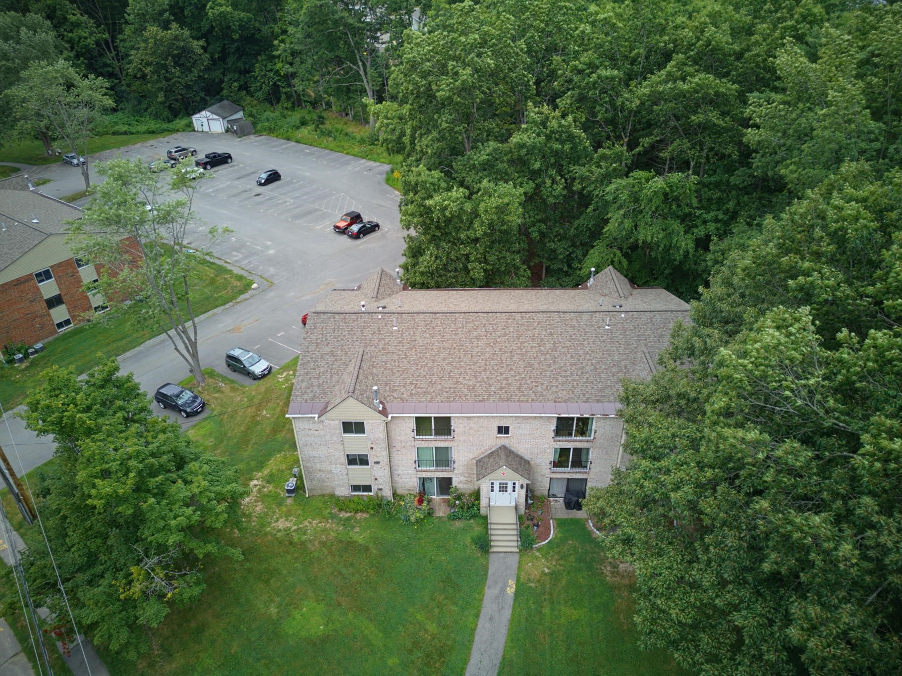 5 Brookside Drive, Unit 9 Exeter, NH 03833 - Photo 11 of 33 Gallery Image 11