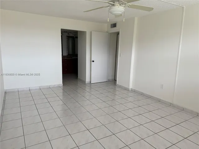 $2,200 | 14250 Southwest 62nd Street, Unit 524, Miami, FL 33183