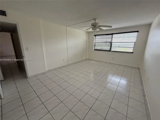 $2,200 | 14250 Southwest 62nd Street, Unit 524, Miami, FL 33183