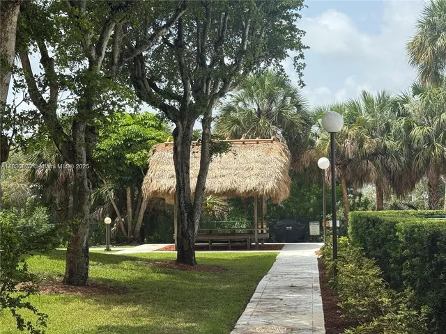 $2,200 | 14250 Southwest 62nd Street, Unit 524, Miami, FL 33183