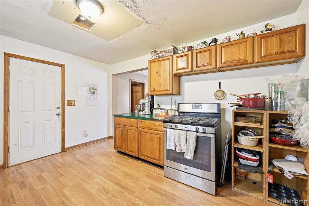 29145 Avondale Street Inkster, MI 48141 - Photo 3 of 17