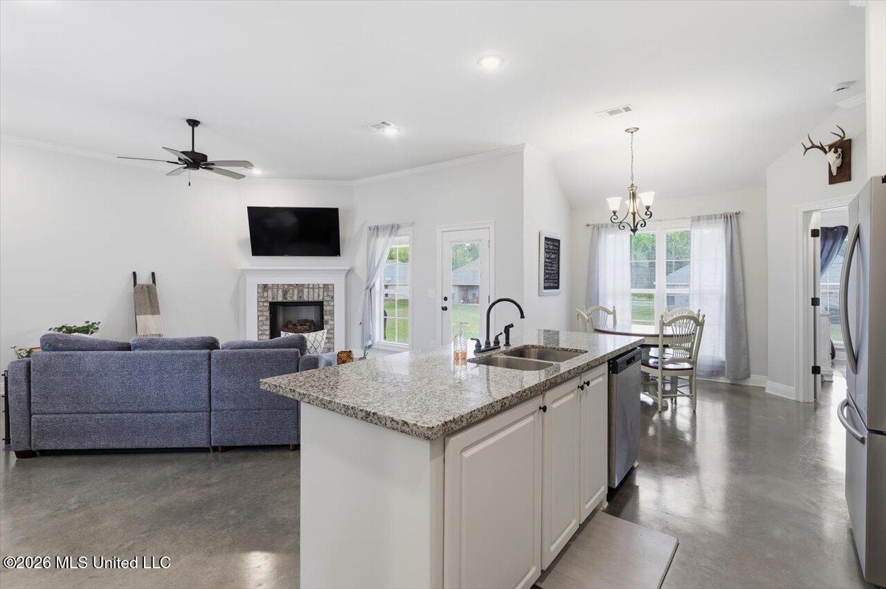 124 Bailey Cove Canton, MS 39046 - Photo 11 of 23 11-124 Bailey Cv _ Home Tours MS