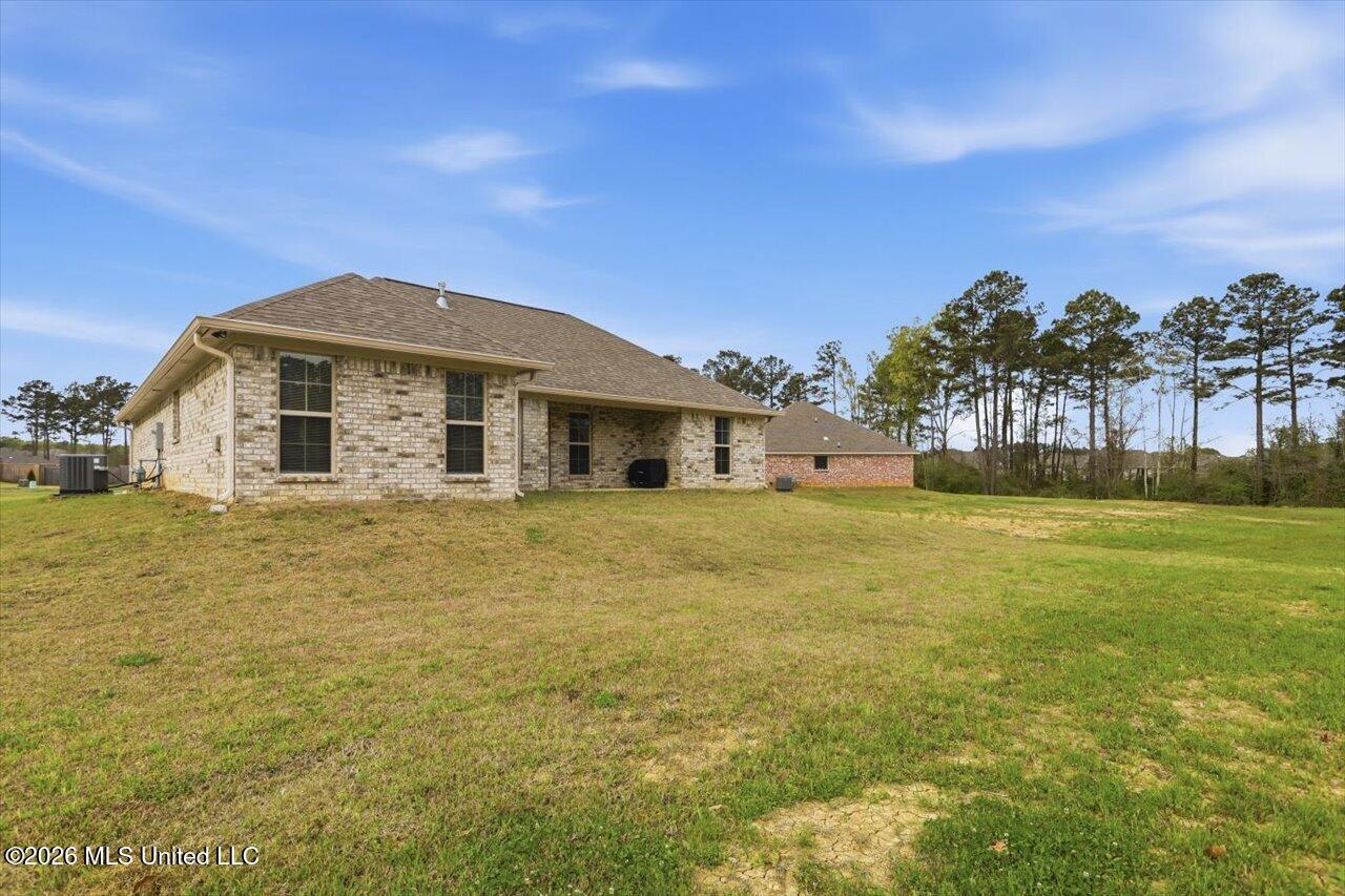 124 Bailey Cove Canton, MS 39046 - Photo 22 of 23 24-124 Bailey Cv _ Home Tours MS