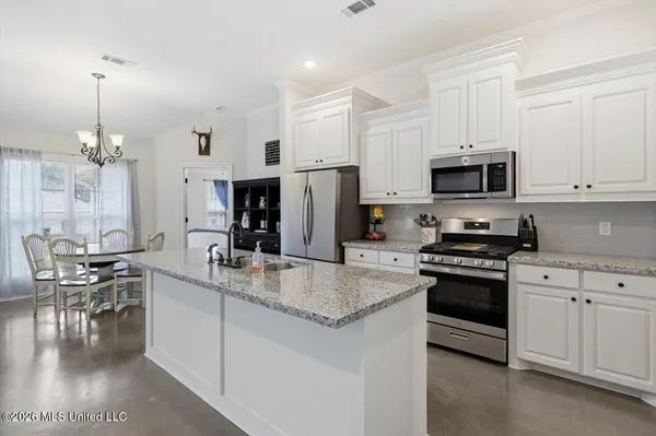 $279,500 | 124 Bailey Cove, Canton, MS 39046