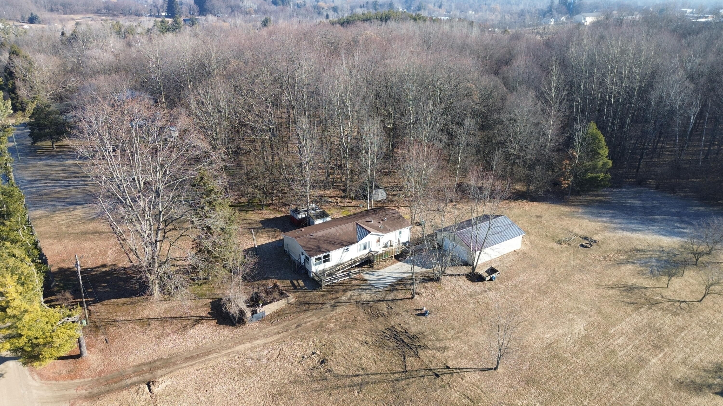 7272 Cedar Lake Road Northeast Edmore, MI 48829 - Photo 27 of 28 DJI_0172