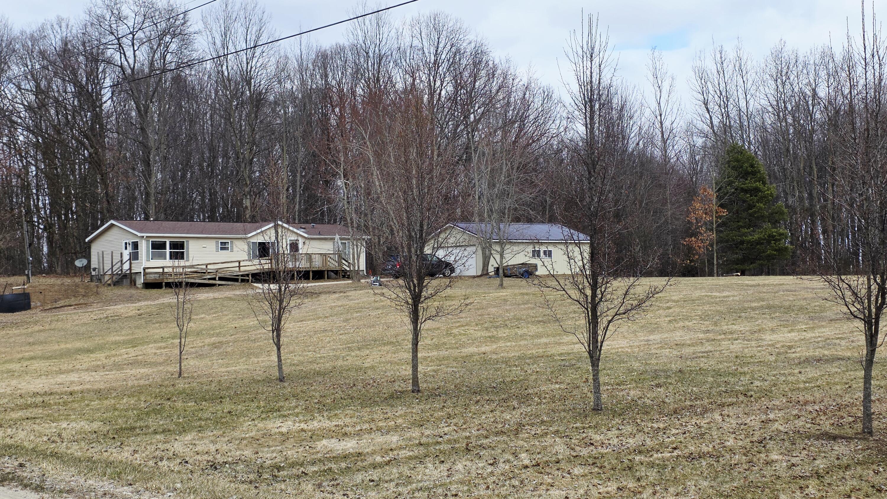 7272 Cedar Lake Road Northeast Edmore, MI 48829 - Photo 4 of 28 20260323_161443