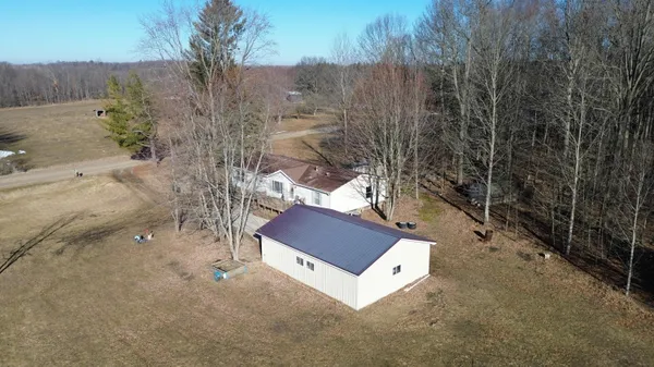 $179,000 | 7272 Cedar Lake Road Northeast, Edmore, MI 48829
