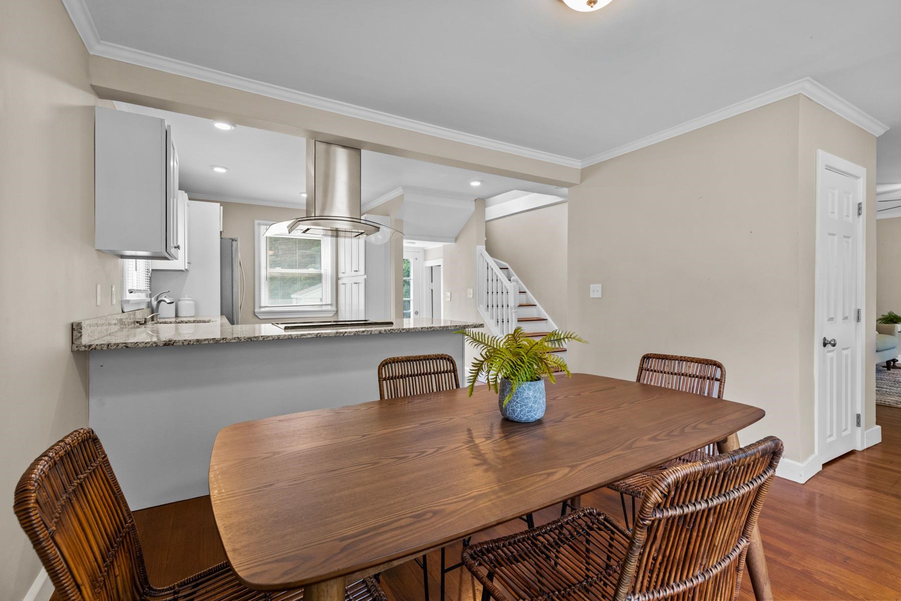 6 Elwyn Road Portsmouth, NH 03801 - Photo 5 of 39 Gallery Image 5