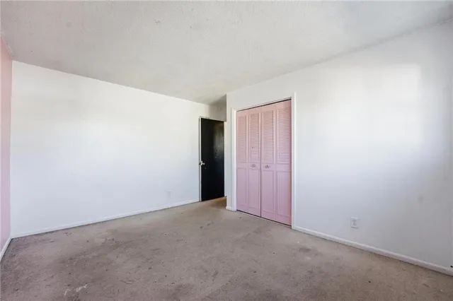 $125,000 | 6127 East 127th Street, Grandview, MO 64030