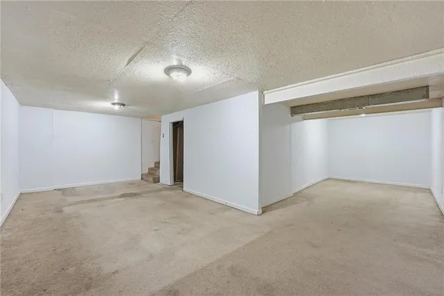 $125,000 | 6127 East 127th Street, Grandview, MO 64030