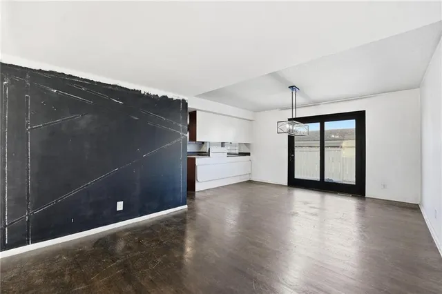 $125,000 | 6127 East 127th Street, Grandview, MO 64030