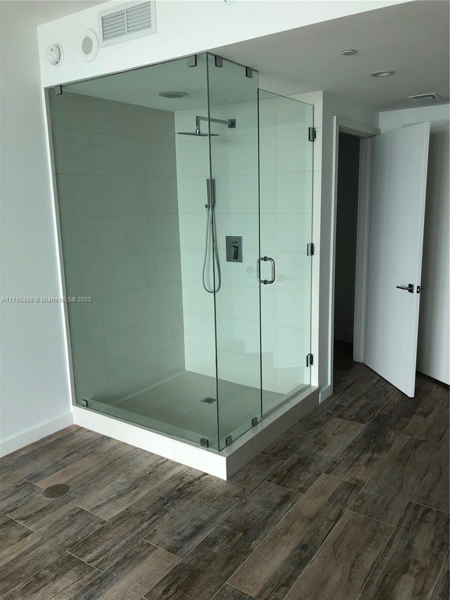 650 Northeast 32nd Street, Unit 2006 Miami, FL 33137 - Photo 12 of 15 a view of a bathroom with a shower