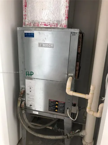 a close up view of a washer and dryer