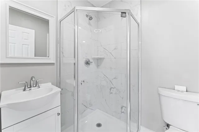 $165,000 | 4432 Forest Avenue, Kansas City, MO 64110