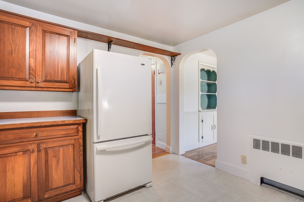 16 Sunnyside Road Woburn, MA 01801 - Photo 13 of 36 Gallery Image 13