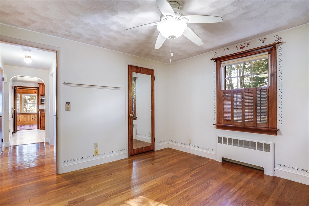 16 Sunnyside Road Woburn, MA 01801 - Photo 23 of 36 Gallery Image 23
