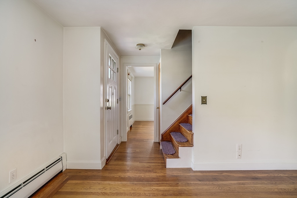 16 Sunnyside Road Woburn, MA 01801 - Photo 8 of 36 Gallery Image 8