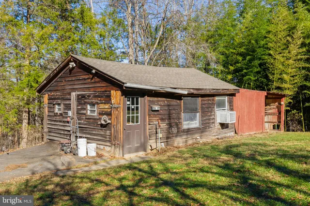 $750,000 | 148 Viewtown Road, Amissville, VA 20106