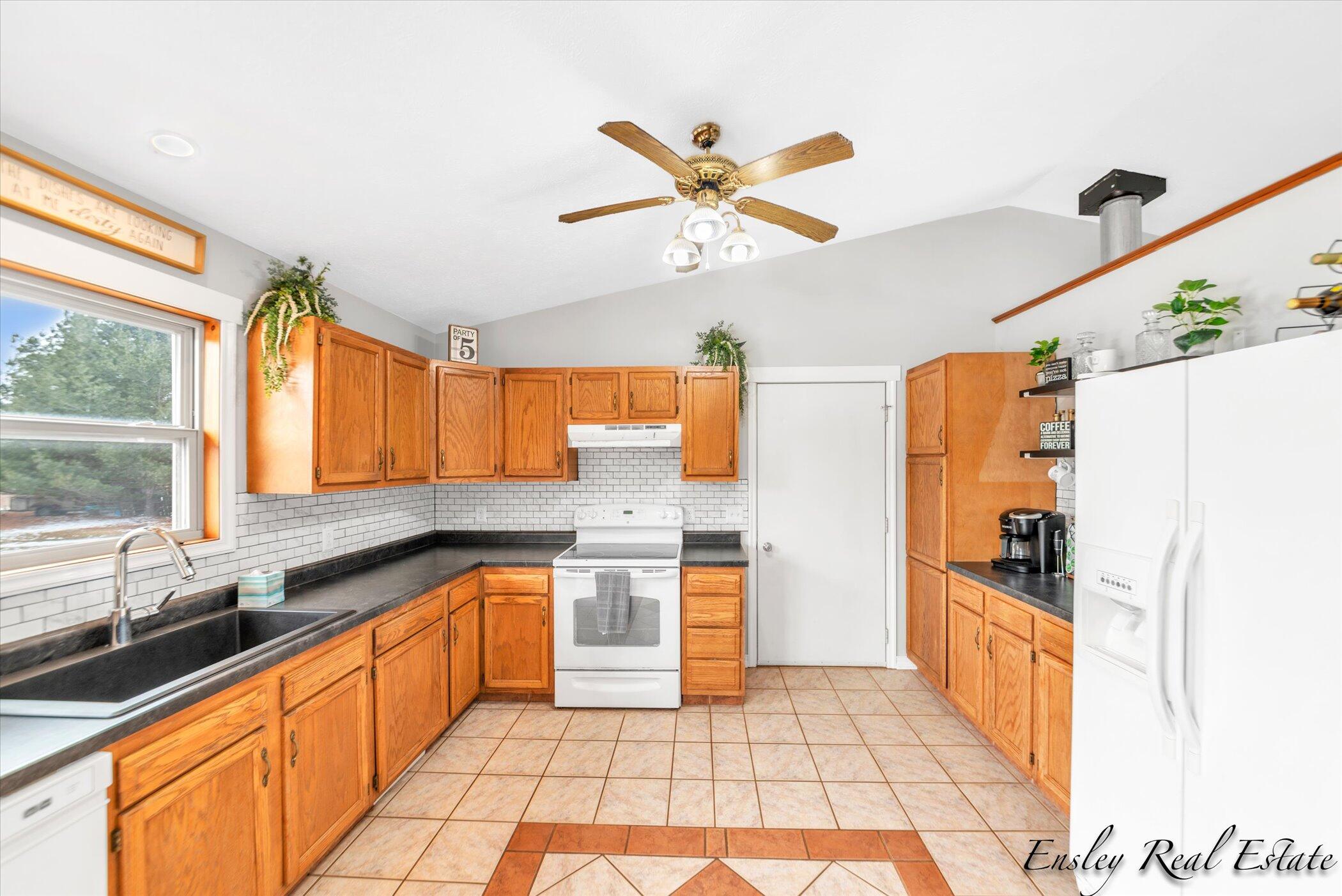 20957 Cannonsville Road Pierson, MI 49339 - Photo 12 of 30 12-20957-W-Cannonsville-Rd-WindowStill-R