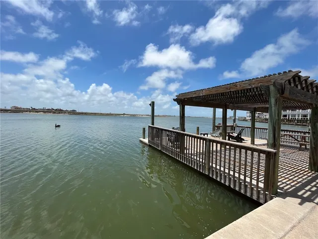 $1,500 | 15125 Leeward Drive, Unit 18, Corpus Christi, TX 78418