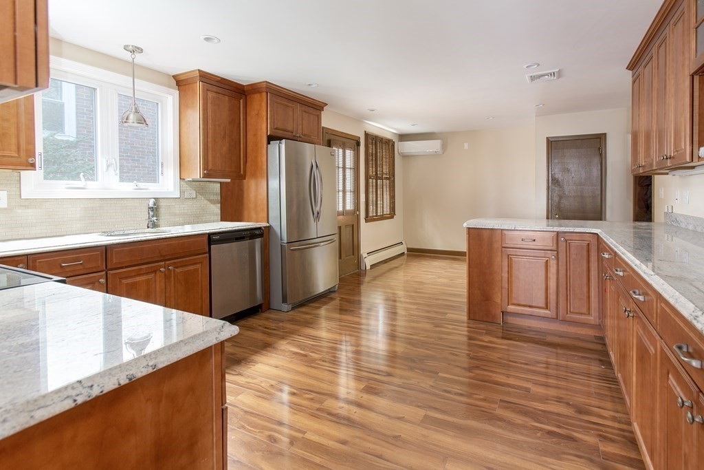 224 Mason Terrace Brookline, MA 02446 - Photo 2 of 23