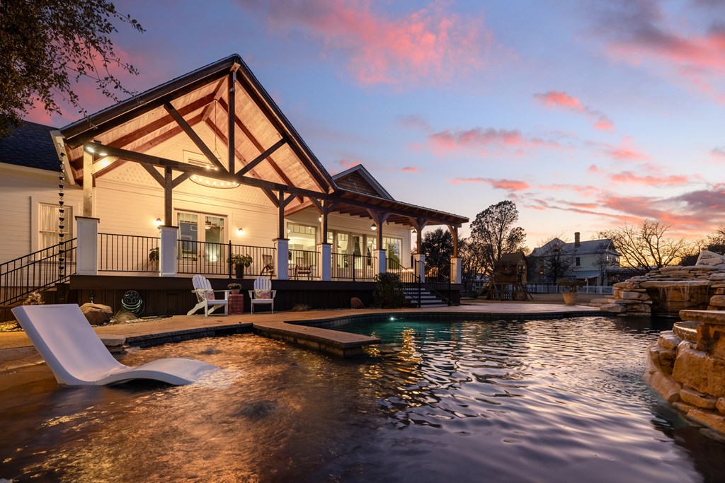 409 East Main Street Llano, TX 78643 - Photo 7 of 72