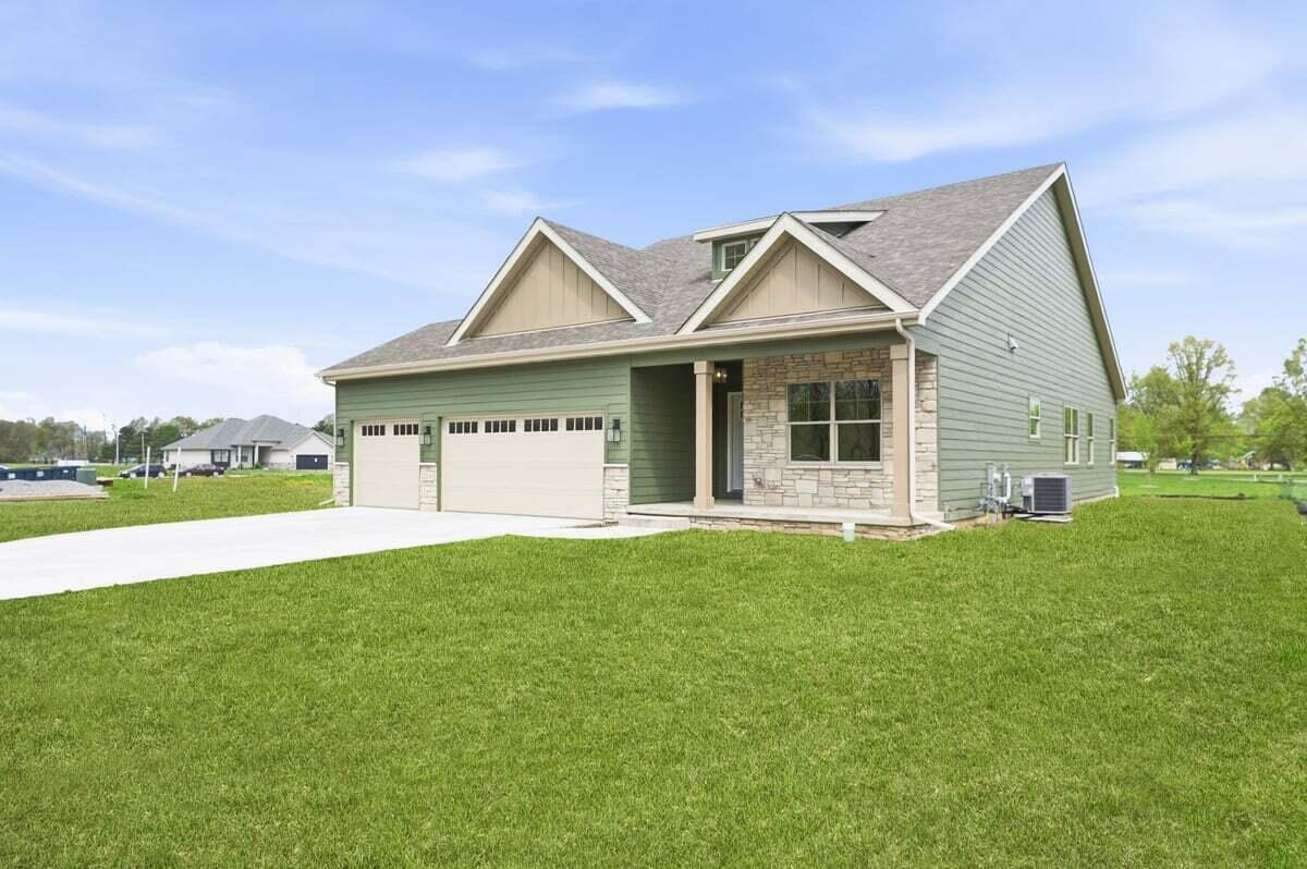 2218 Pradera Trail Chesterton, IN 46304 - Photo 3 of 24 1200x798