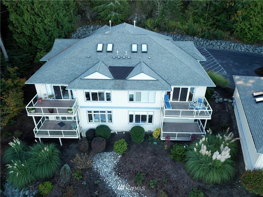 3907 Ridgetop Anacortes, WA 98221 - Photo 23 of 23 a front view of a house with a yard