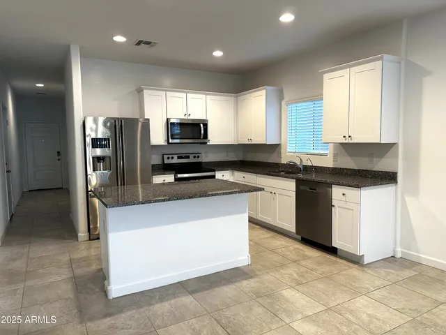 $2,795 | 3241 West Shanley Avenue, Apache Junction, AZ 85120