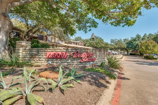 $169,900 | 2505 Wedglea Drive, Unit 223, Dallas, TX 75211
