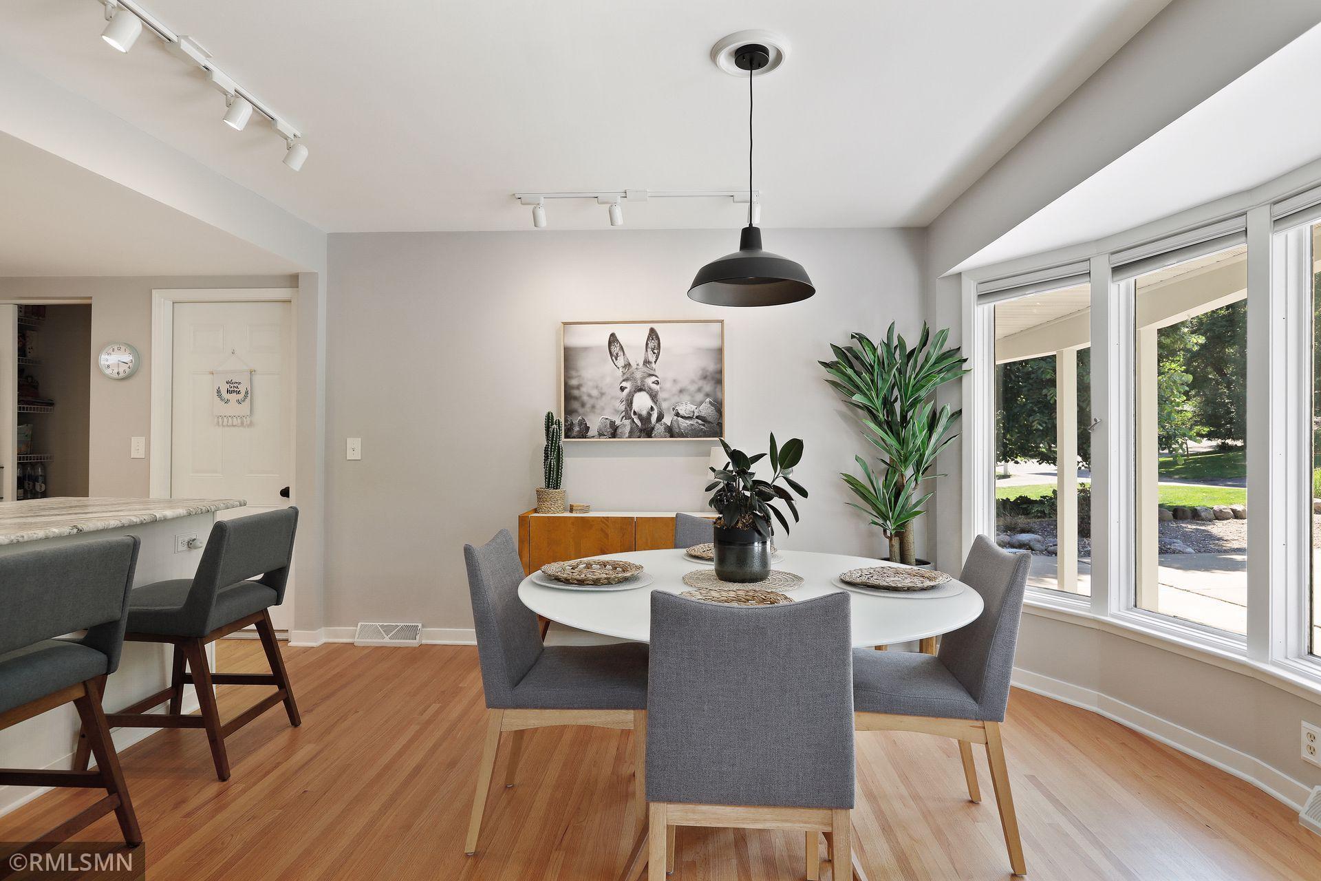 4749 Coventry Road East Minnetonka, MN 55345 - Photo 12 of 59