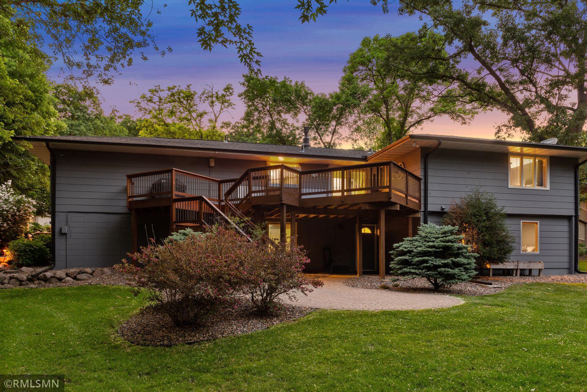 4749 Coventry Road East Minnetonka, MN 55345 - Photo 4 of 59