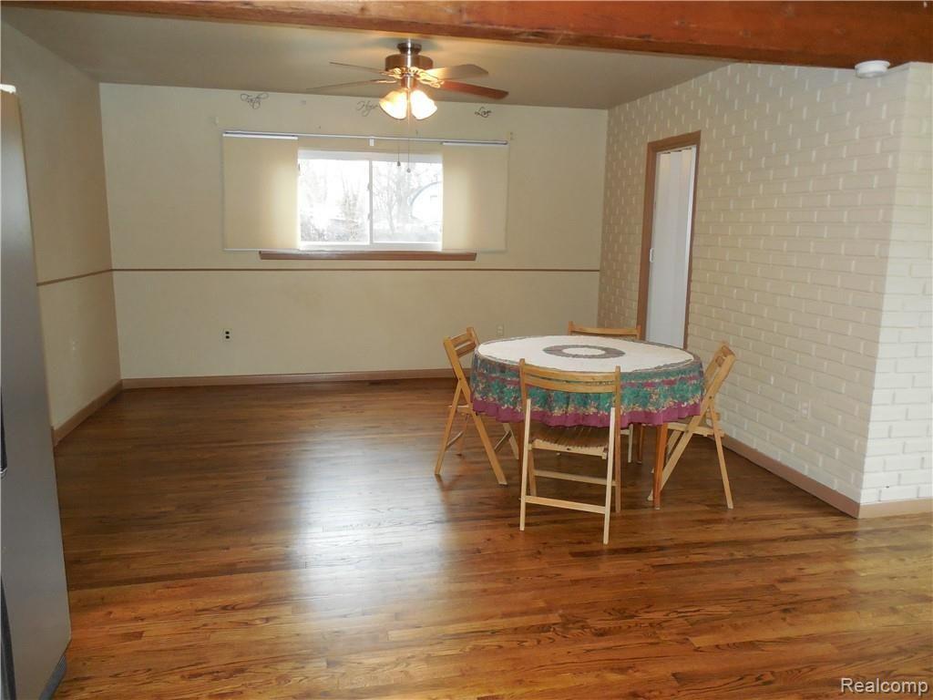 6929 Inkster Road Garden City, MI 48135 - Photo 20 of 65 Huge Family Room!