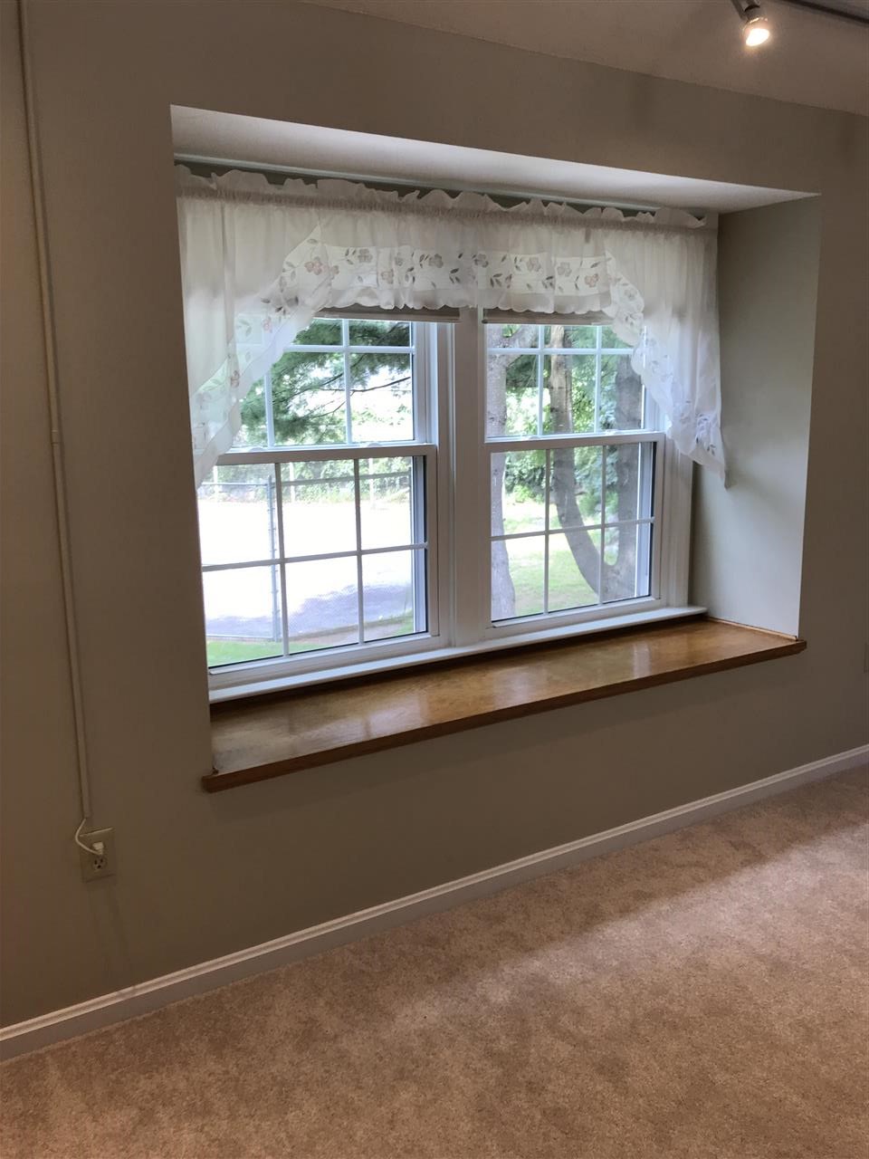 54 Bridle Path Dover, NH 03820 - Photo 20 of 40