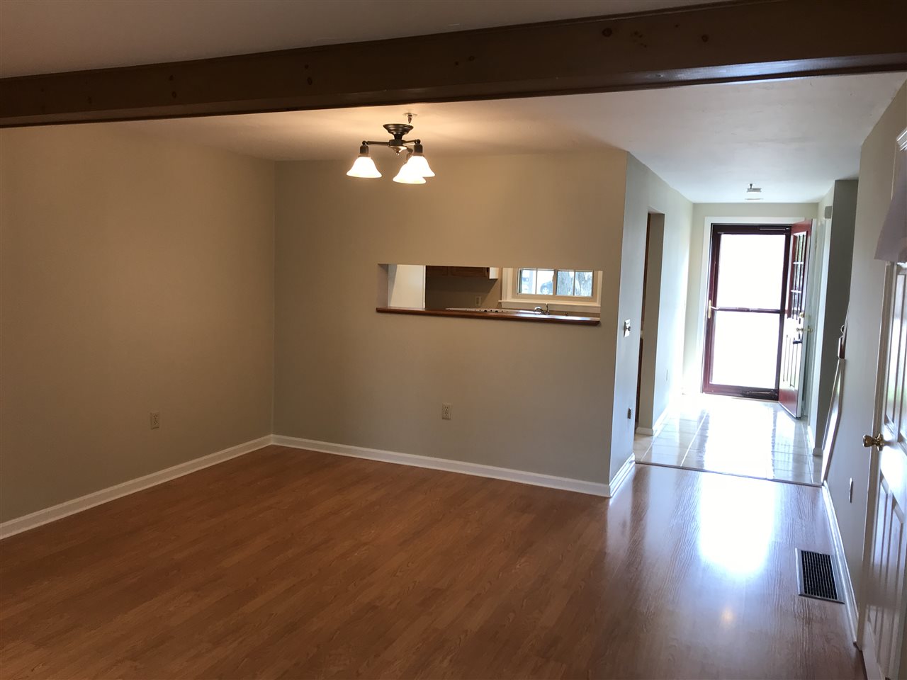 54 Bridle Path Dover, NH 03820 - Photo 6 of 40