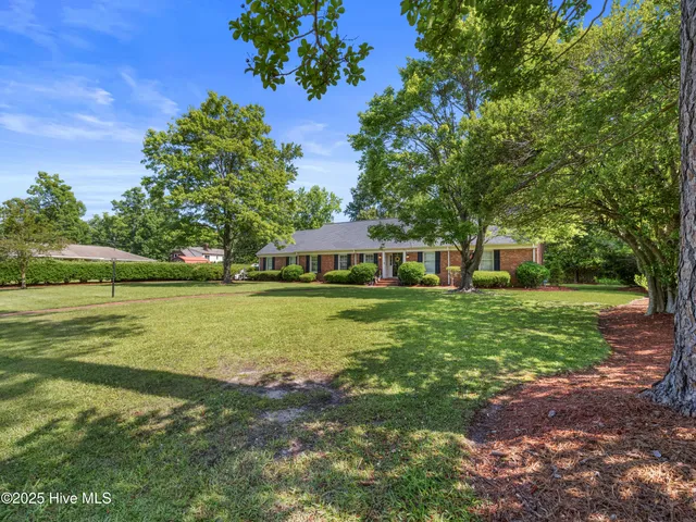 $350,000 | 1911 Pawnee Drive, Kinston, NC 28504