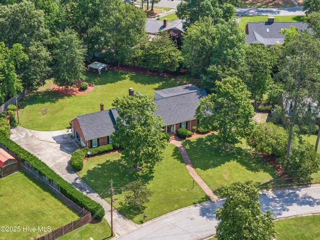 $350,000 | 1911 Pawnee Drive, Kinston, NC 28504