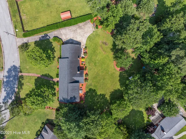 $350,000 | 1911 Pawnee Drive, Kinston, NC 28504