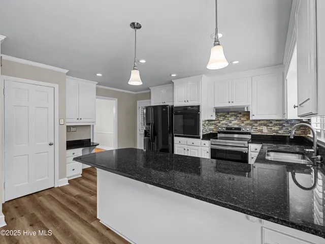 $350,000 | 1911 Pawnee Drive, Kinston, NC 28504