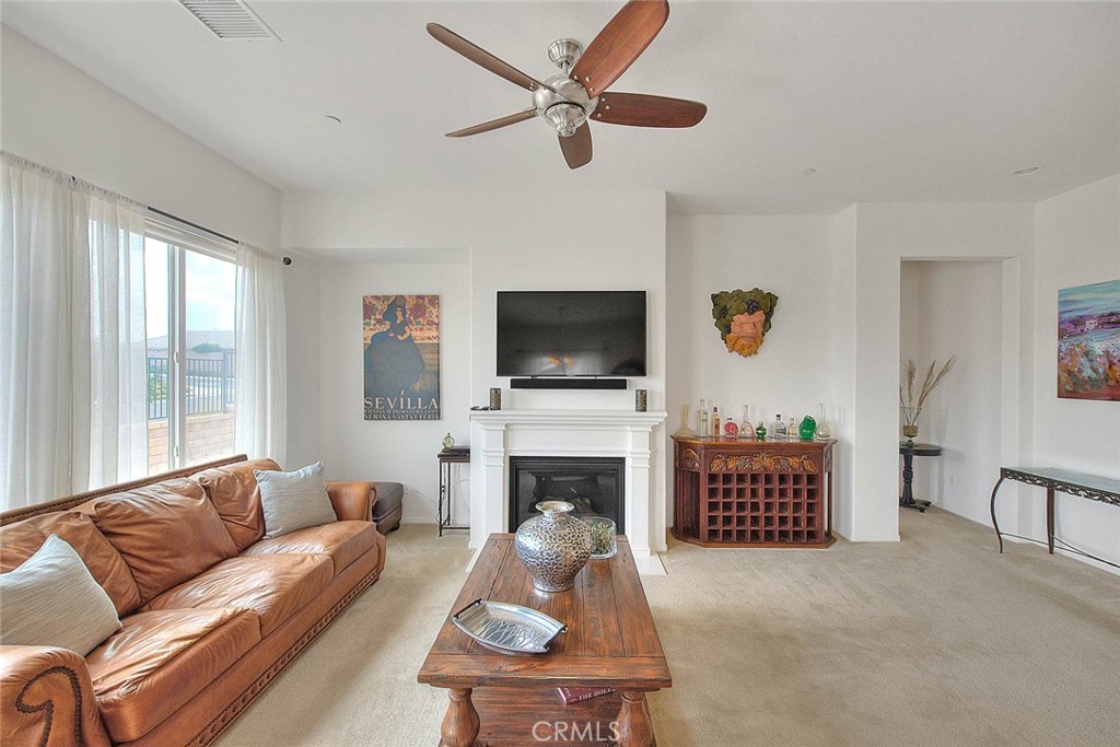 322 Forked Run Beaumont, CA 92223 - Photo 24 of 73 Family Room