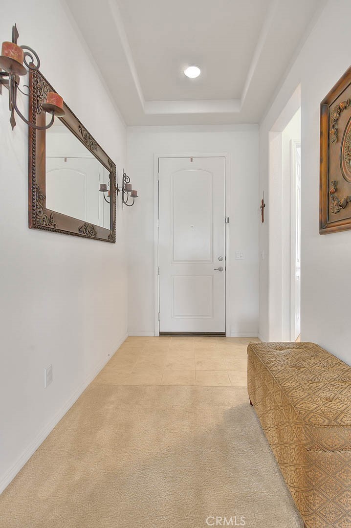 322 Forked Run Beaumont, CA 92223 - Photo 7 of 73 Foyer
