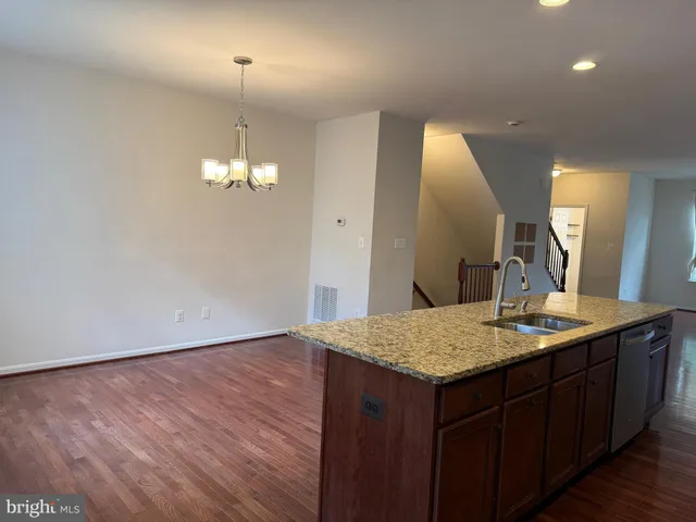 $2,600 | 9105 Belo Gate Drive, Manassas Park, VA 20111