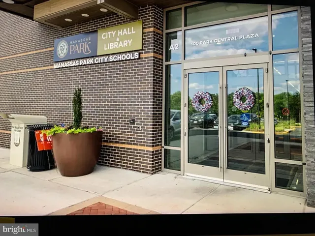 $2,600 | 9105 Belo Gate Drive, Manassas Park, VA 20111