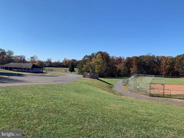 $2,600 | 9105 Belo Gate Drive, Manassas Park, VA 20111