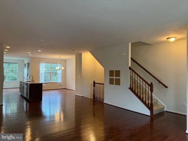 $2,600 | 9105 Belo Gate Drive, Manassas Park, VA 20111