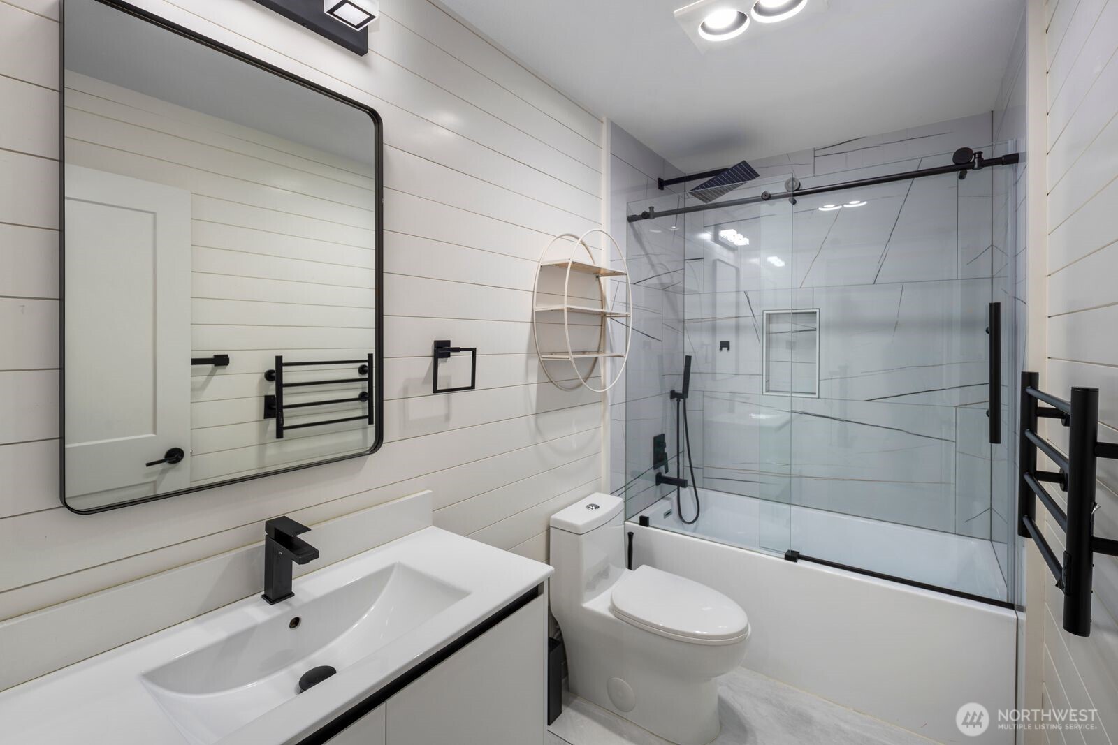 23115 15th Avenue Southeast, Unit D1 Bothell, WA 98021 - Photo 32 of 39