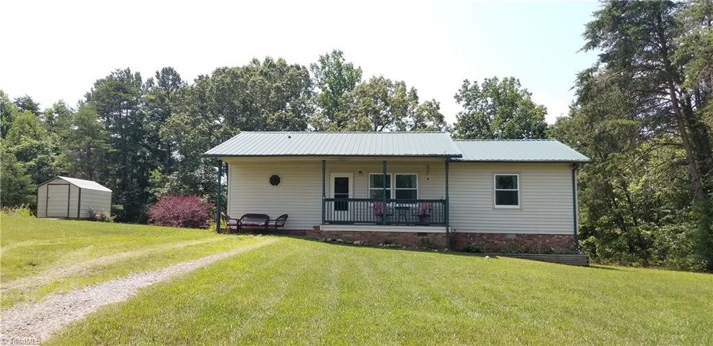 481 Butner Road Pinnacle, NC 27043 - Photo 3 of 37