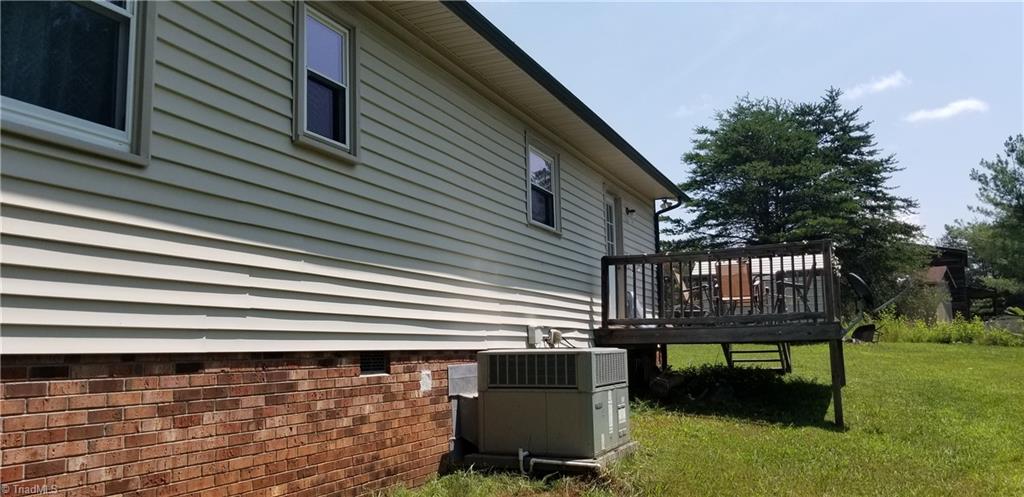 481 Butner Road Pinnacle, NC 27043 - Photo 6 of 37